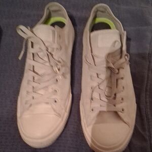 Men's Athletic Shoes in Cream